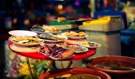 新零售餐饮成必争之地，口碑、新美大谁占据先机？