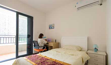 “租房时代”:国家队VS民间队你买哪个房东的账? “租房时代”:国家队VS民间队你买哪个房东的账?