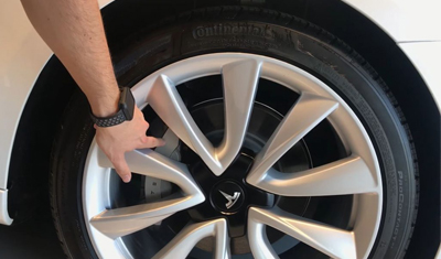 Model 3 刹车遭痛批,马斯克竟罕见“服软” Model 3 刹车遭痛批,马斯克竟罕见“服软”