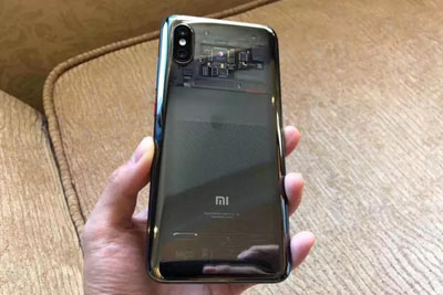 小米8周年,雷军却发布了一款iPhone X! 小米8周年,雷军却发布了一款iPhone X!