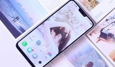 国产手机绝地反击:“刘海屏”或成过去式 国产手机绝地反击:“刘海屏”或成过去式