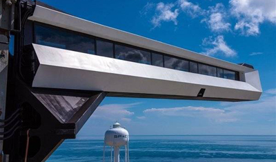 Space X发推秀宇航员进出臂:设计科幻,马斯克盛赞 Space X发推秀宇航员进出臂:设计科幻,马斯克盛赞