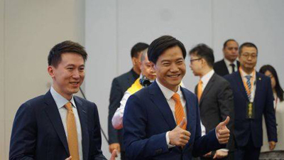 中国手机厂商的印度布局:子品牌成败几何?高通骁龙845处理器、最高8GB+256GB的存储组合,搭配上电池4000毫安时的大电池,同时还有当下最流行的液冷散热。这样一个拥有绝对旗舰硬件规格的产品,起售价仅仅只有人民币2070元。是不是很心动? 中国手机厂商的印度布局:子品牌成败几何?高通骁龙845处理器、最高8GB+256GB的存储组合,搭配上电池4000毫安时的大电池,同时还有当下最流行的液冷散热。这样一个拥有绝对旗舰硬件规格的产品,起售价仅仅只有人民币2070元。是不是很心动?