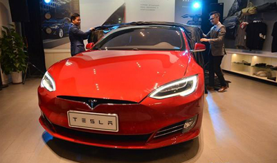 特斯拉新专利曝光:自动转向灯 特斯拉新专利曝光:自动转向灯