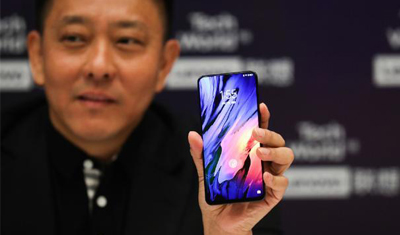 联想要在三星华为之前抢发折叠手机,是戏多还是逆袭? 联想要在三星华为之前抢发折叠手机,是戏多还是逆袭?