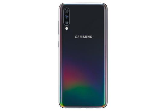 三星Galaxy A70渲染图(图源网络)