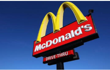 麦当劳招牌.jpg 麦当劳招牌.jpg