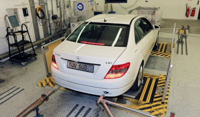 戴姆勒认罚8.7亿欧元,但不承认尾气门违反规定 戴姆勒认罚8.7亿欧元,但不承认尾气门违反规定