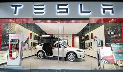 站在巅峰的特斯拉被指压榨销售员:被迫领取慈善救济 站在巅峰的特斯拉被指压榨销售员:被迫领取慈善救济