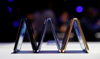 三星“新款粉饼”Galaxy Z Flip真正的折叠时代? 三星“新款粉饼”Galaxy Z Flip真正的折叠时代?