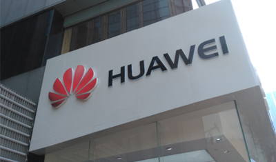 华为正式宣布！国内首款7nm芯片横空出世，高通又落后一步！众所周知，中国是全球最大的智能手机出货量的国家，华为，小米，OV的的手机销往全球各个国家，但是利润并不高，因为在手机核心的芯片领域我们的却没有什么话语权