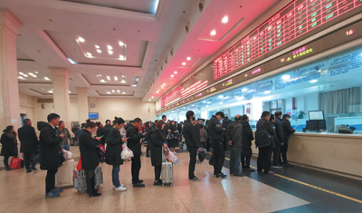 你被抢票APP坑过吗?默认付费、泄露信息、抢不到票 你被抢票APP坑过吗?默认付费、泄露信息、抢不到票