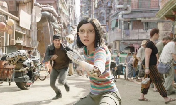 《阿丽塔:战斗天使》剧照。